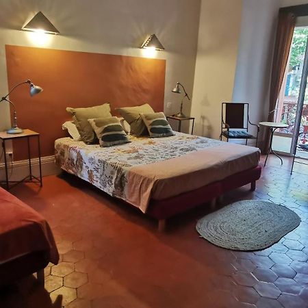 Le Mimosa Bed & Breakfast Saint-Saturnin-de-Lucian Ngoại thất bức ảnh