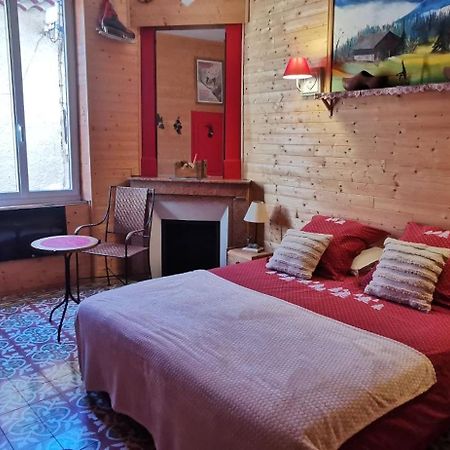 Le Mimosa Bed & Breakfast Saint-Saturnin-de-Lucian Ngoại thất bức ảnh